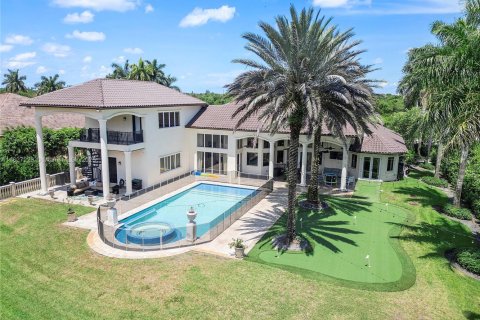 Casa en alquiler en Plantation, Florida, 5 dormitorios, 477.8 m2 № 1960869 - foto 3