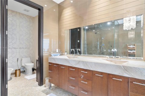 Casa en alquiler en Plantation, Florida, 5 dormitorios, 477.8 m2 № 1960869 - foto 14