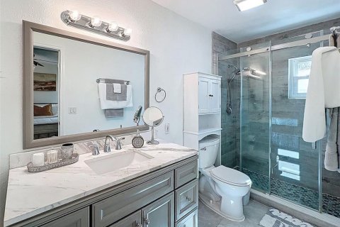 Casa en venta en Brandon, Florida, 4 dormitorios, 170.57 m2 № 1911562 - foto 19