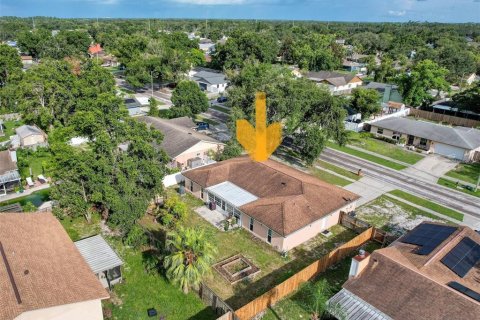 Casa en venta en Brandon, Florida, 4 dormitorios, 170.57 m2 № 1911562 - foto 2