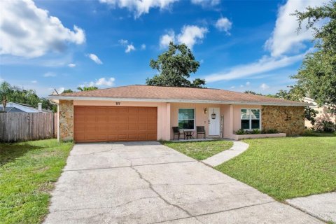 Casa en venta en Brandon, Florida, 4 dormitorios, 170.57 m2 № 1911562 - foto 1