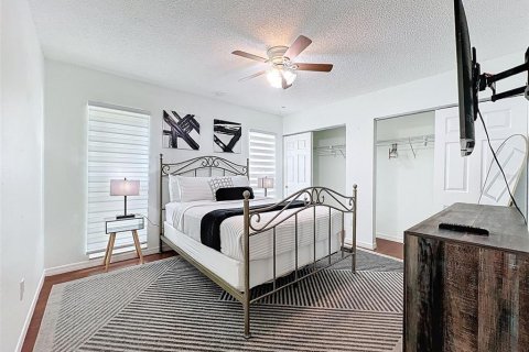 Casa en venta en Brandon, Florida, 4 dormitorios, 170.57 m2 № 1911562 - foto 21