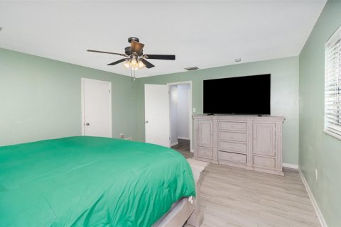 Casa en venta en Orlando, Florida, 3 dormitorios, 145.3 m2 № 1602999 - foto 16