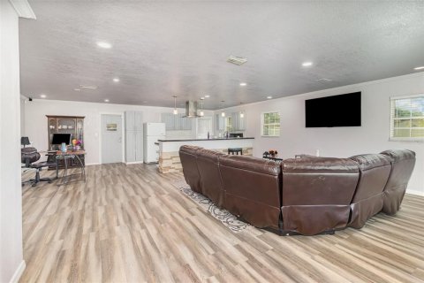 Casa en venta en Orlando, Florida, 3 dormitorios, 145.3 m2 № 1602999 - foto 8
