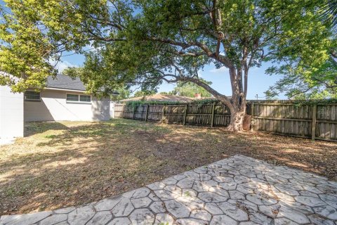 Casa en venta en Orlando, Florida, 3 dormitorios, 145.3 m2 № 1602999 - foto 23