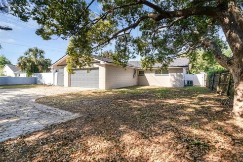 Casa en venta en Orlando, Florida, 3 dormitorios, 145.3 m2 № 1602999 - foto 29