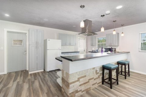 Casa en venta en Orlando, Florida, 3 dormitorios, 145.3 m2 № 1602999 - foto 10