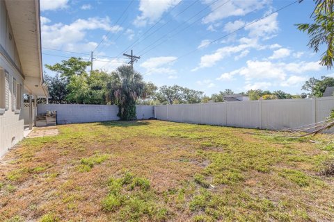 Casa en venta en Orlando, Florida, 3 dormitorios, 145.3 m2 № 1602999 - foto 24