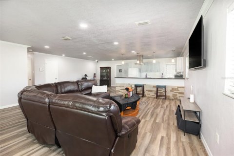 Casa en venta en Orlando, Florida, 3 dormitorios, 145.3 m2 № 1602999 - foto 7