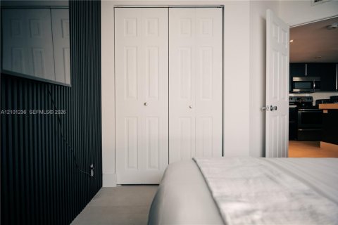 Copropriété à louer à Miami, Floride: 2 chambres, 129.13 m2 № 2401387 - photo 12