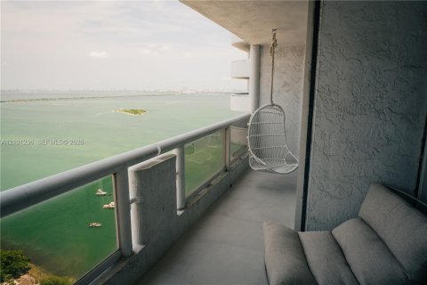 Copropriété à louer à Miami, Floride: 2 chambres, 129.13 m2 № 2401387 - photo 19