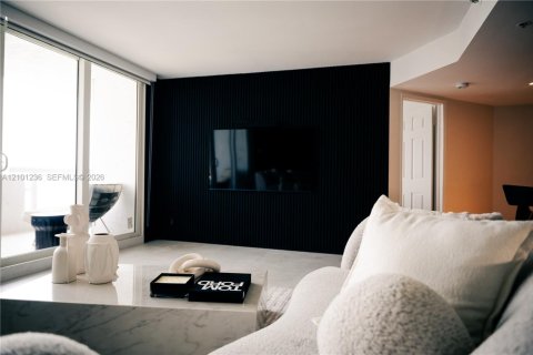 Copropriété à louer à Miami, Floride: 2 chambres, 129.13 m2 № 2401387 - photo 5