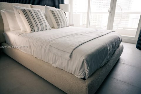 Copropriété à louer à Miami, Floride: 2 chambres, 129.13 m2 № 2401387 - photo 10