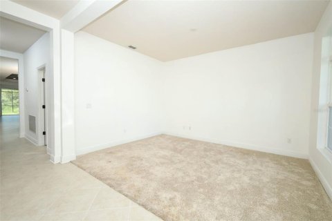 House in Orlando, Florida 5 bedrooms, 264.12 sq.m. № 2277907 - photo 8