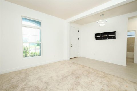 House in Orlando, Florida 5 bedrooms, 264.12 sq.m. № 2277907 - photo 6