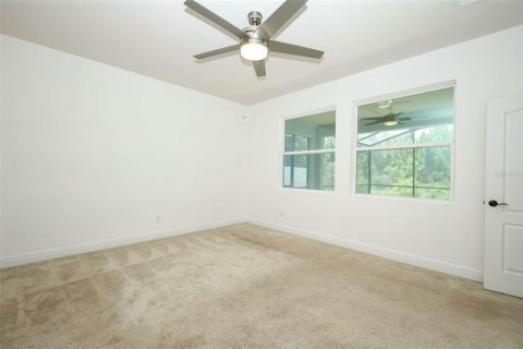 House in Orlando, Florida 5 bedrooms, 264.12 sq.m. № 2277907 - photo 26