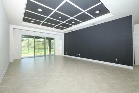 House in Orlando, Florida 5 bedrooms, 264.12 sq.m. № 2277907 - photo 15