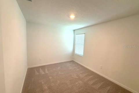 House in Dade City, Florida 6 bedrooms, 228.82 sq.m. № 2237812 - photo 17