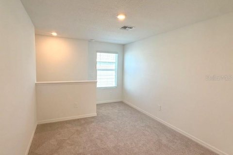 House in Dade City, Florida 6 bedrooms, 228.82 sq.m. № 2237812 - photo 21