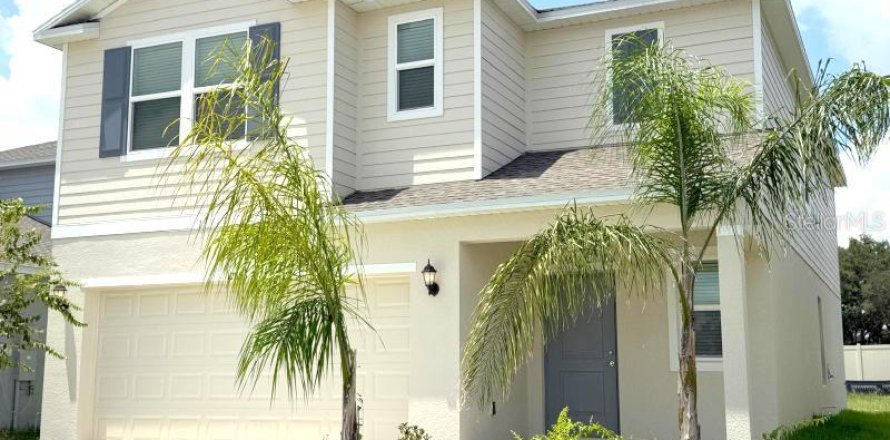 House in Dade City, Florida 6 bedrooms, 228.82 sq.m. № 2237812