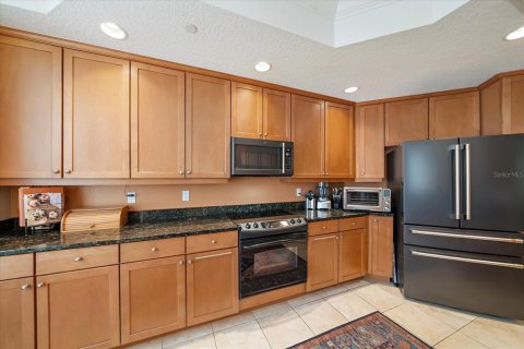 Снять в аренду кондоминиум в Лейквуд Ранч, Флорида 4 комнаты, 212.47м2, № 1908108 - фото 7