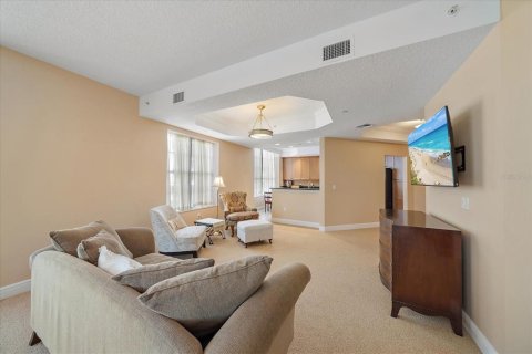 Condominio en alquiler en Lakewood Ranch, Florida, 3 dormitorios, 212.47 m2 № 1908108 - foto 16