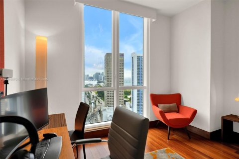 Condo in Miami, Florida, 3 bedrooms  № 1940708 - photo 27