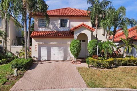 Villa ou maison à Doral, Floride 4 chambres, 268.02 m2 № 2014488