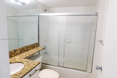 Condominio en alquiler en Aventura, Florida, 2 dormitorios, 105.35 m2 № 2060184 - foto 15