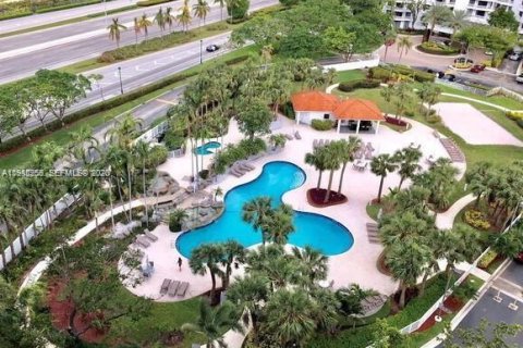 Condominio en alquiler en Aventura, Florida, 2 dormitorios, 105.35 m2 № 2060184 - foto 22