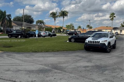 Купить виллу или дом в Майами-Гарденс, Флорида 3 спальни, 105.91м2, № 1992097 - фото 5