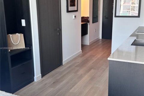 Copropriété à louer à Miami, Floride: 25.55 m2 № 2387778 - photo 11