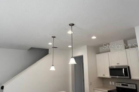 Townhouse in Winter Garden, Florida 4 bedrooms, 172.15 sq.m. № 1514476 - photo 5