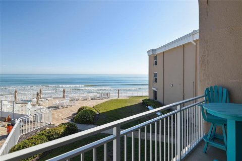 Condominio en New Smyrna Beach, Florida, 2 dormitorios  № 2145043
