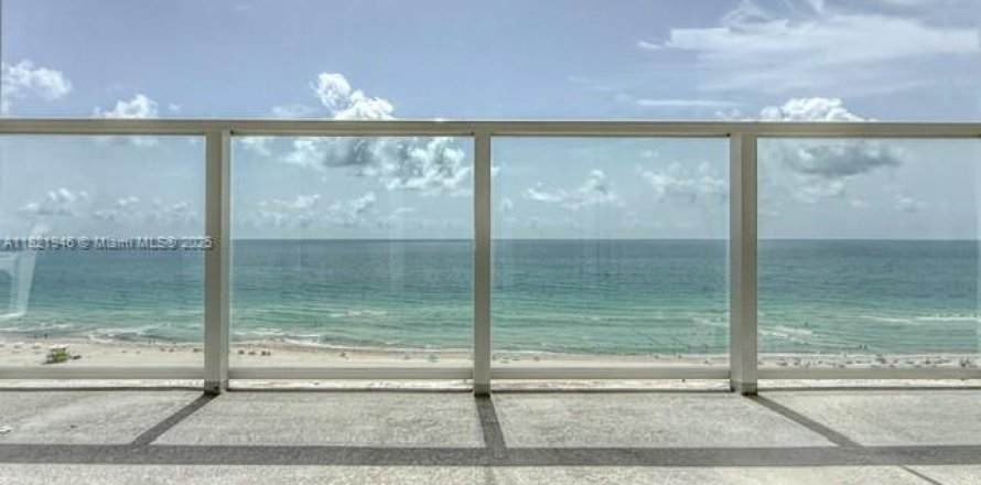 Condo à Miami Beach, Floride, 1 chambre № 1783658