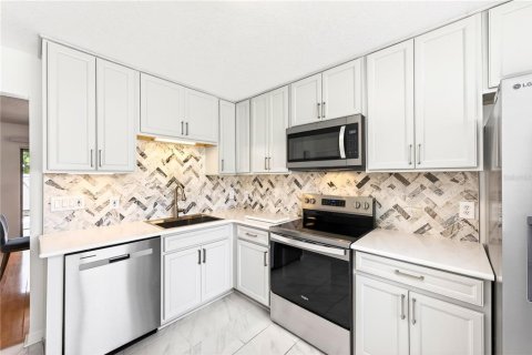 Copropriété à vendre à Orlando, Floride: 3 chambres, 149.11 m2 № 2138598 - photo 8