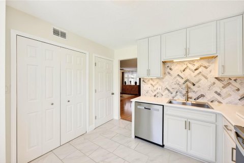 Copropriété à vendre à Orlando, Floride: 3 chambres, 149.11 m2 № 2138598 - photo 7