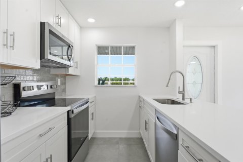Copropriété à vendre à St. Lucie, Floride: 2 chambres, 102.56 m2 № 2254322 - photo 11
