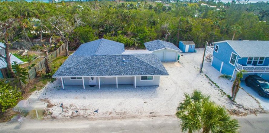 House in Longboat Key, Florida 4 bedrooms, 195.65 sq.m. № 1771428