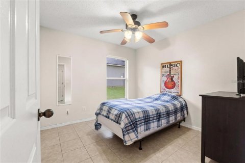 Villa ou maison à vendre à Clermont, Floride: 4 chambres, 157.47 m2 № 2398303 - photo 19