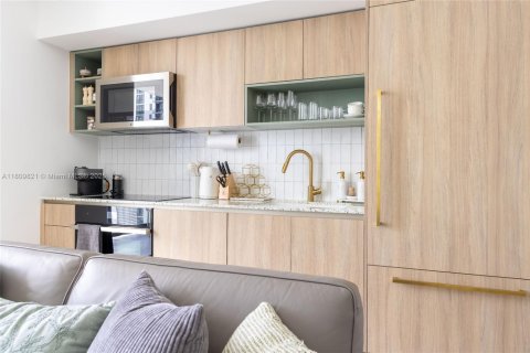 Copropriété à louer à Miami, Floride: 2 chambres, 84.26 m2 № 2012183 - photo 7