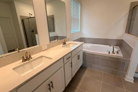 Villa ou maison à louer à Kissimmee, Floride: 4 chambres, 198.72 m2 № 2109471 - photo 25