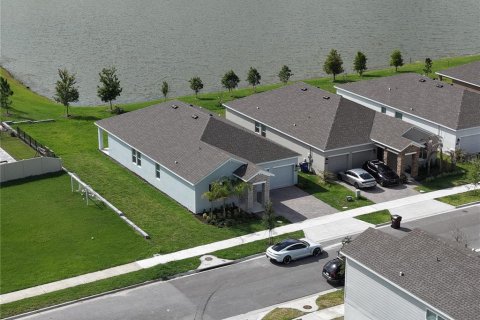 Villa ou maison à louer à Kissimmee, Floride: 4 chambres, 198.72 m2 № 2109471 - photo 5