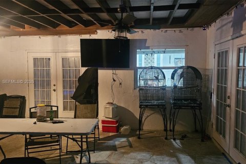 House in Coral Springs, Florida 3 bedrooms, 153.57 sq.m. № 2068578 - photo 21