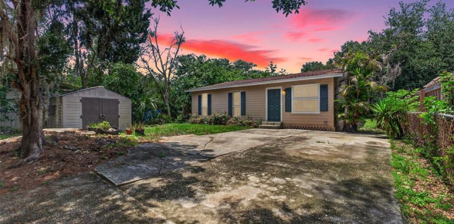 Villa ou maison à Palm Harbor, Floride 3 chambres, 107.02 m2 № 2229402