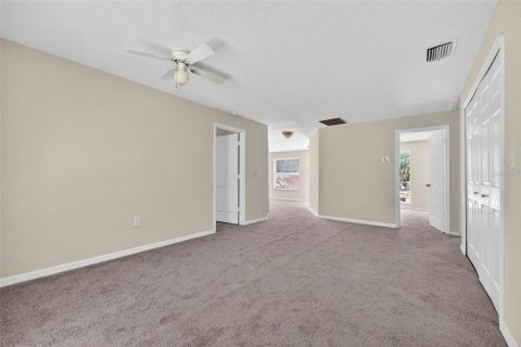 Villa ou maison à vendre à Palm Harbor, Floride: 3 chambres, 107.02 m2 № 2229402 - photo 12