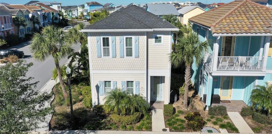 House in Kissimmee, Florida 3 bedrooms, 145.3 sq.m. № 2215049