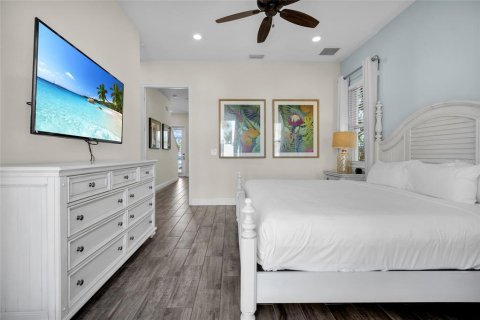 House in Kissimmee, Florida 3 bedrooms, 145.3 sq.m. № 2215049 - photo 15