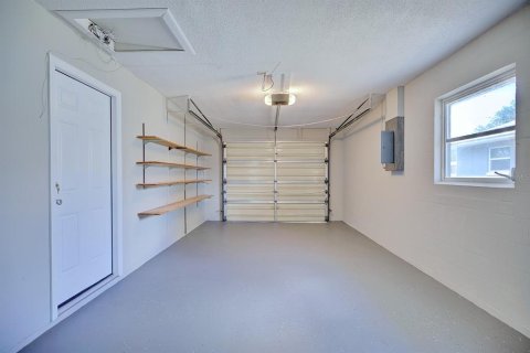 Купить виллу или дом в Эйвон-Парк, Флорида 6 комнат, 128.58м2, № 1735453 - фото 20