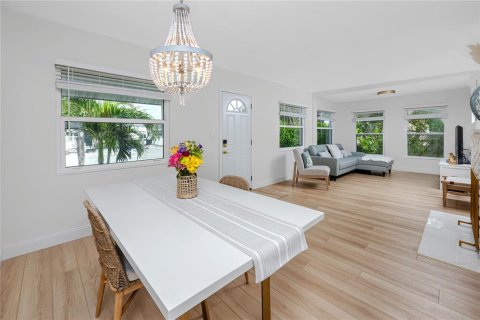 Casa en venta en Saint Pete Beach, Florida, 3 dormitorios, 106.28 m2 № 1905310 - foto 12